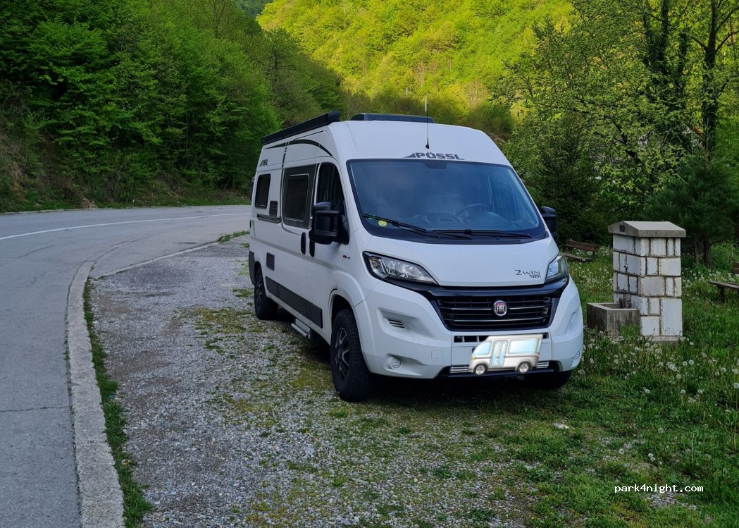(RC93+H57) Gornje Lipovo - Unnamed road — foto