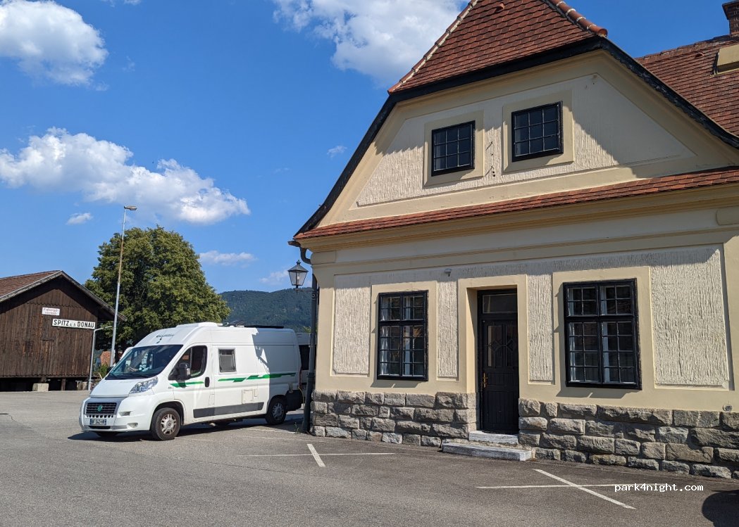 (3620) Spitz - 2 Bahnhofstraße — foto 3