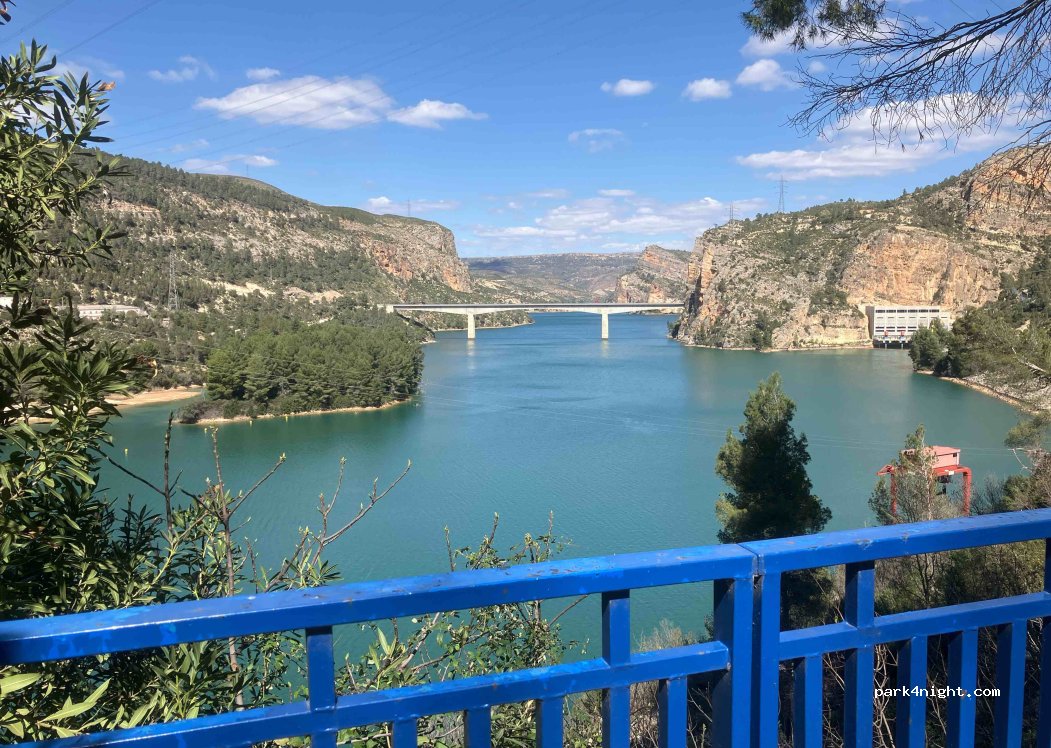 (46199) Cortes de Pallás - 50 Carretera la Muela — foto 5