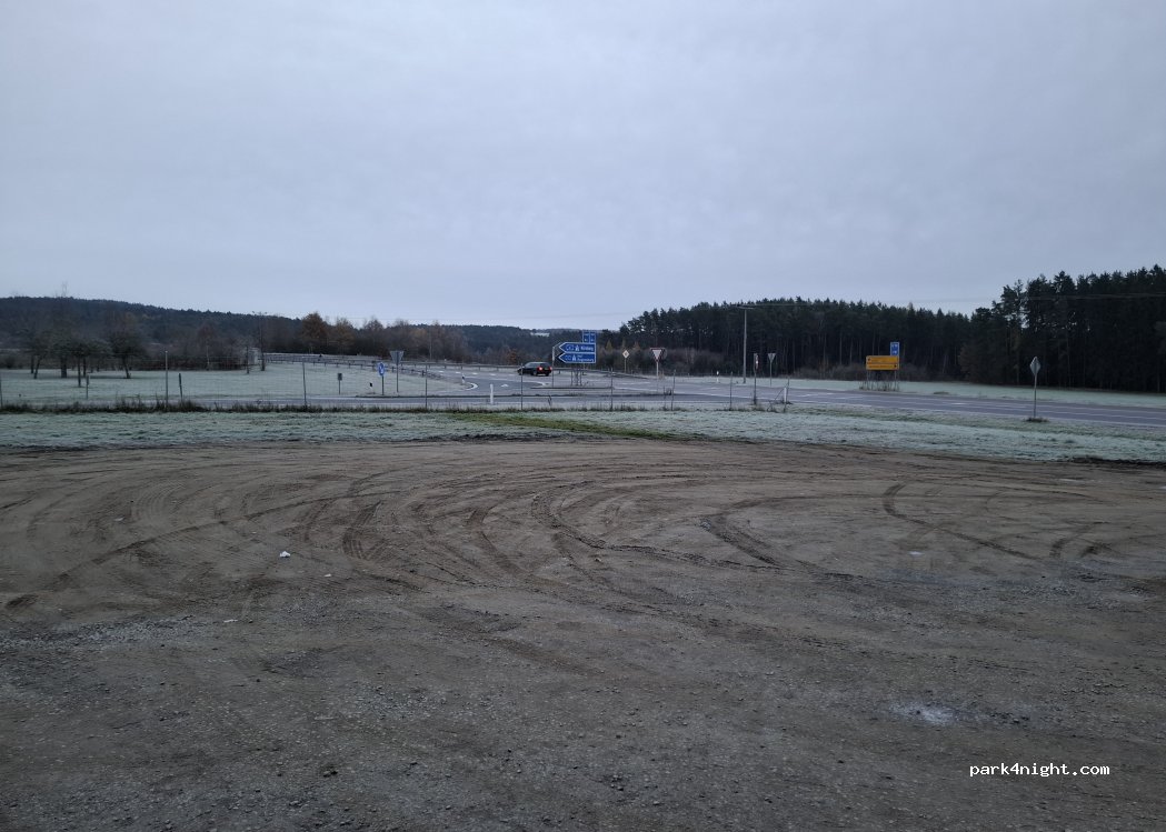 (92533) Wernberg-Köblitz - Unnamed Road — foto 3