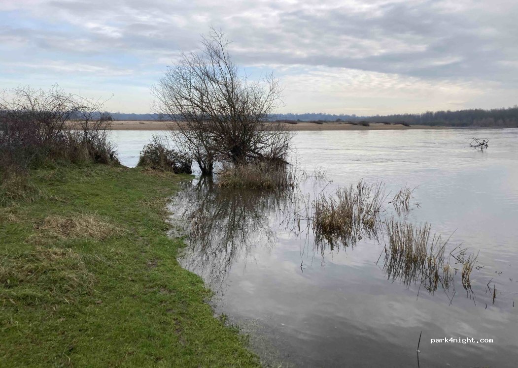 (03230) Saint-Martin-des-Lais - — foto 2