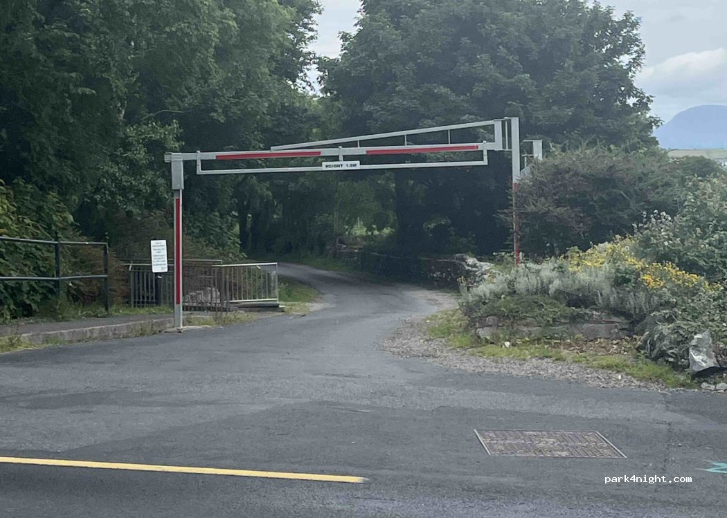 (F28 H990) Murrisk - Unnamed Road — foto 5