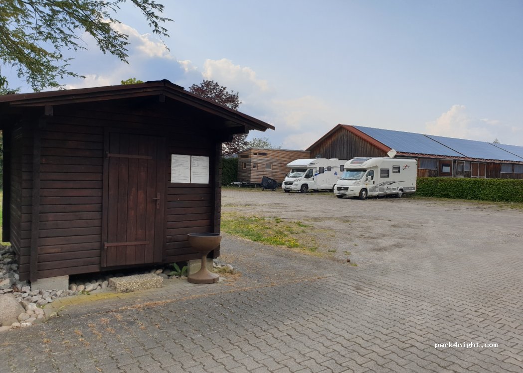 (74547) Untermünkheim - 23 Kupferstraße — foto
