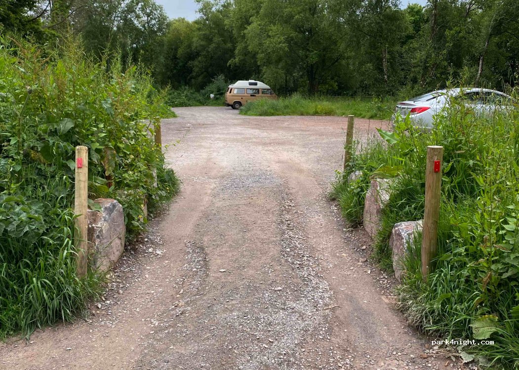 (EX13 5SL) Axminster - — foto 2