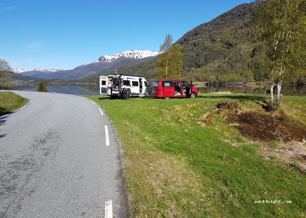 (6973) Sande - 3 Primær Fylkesveg 610 — foto