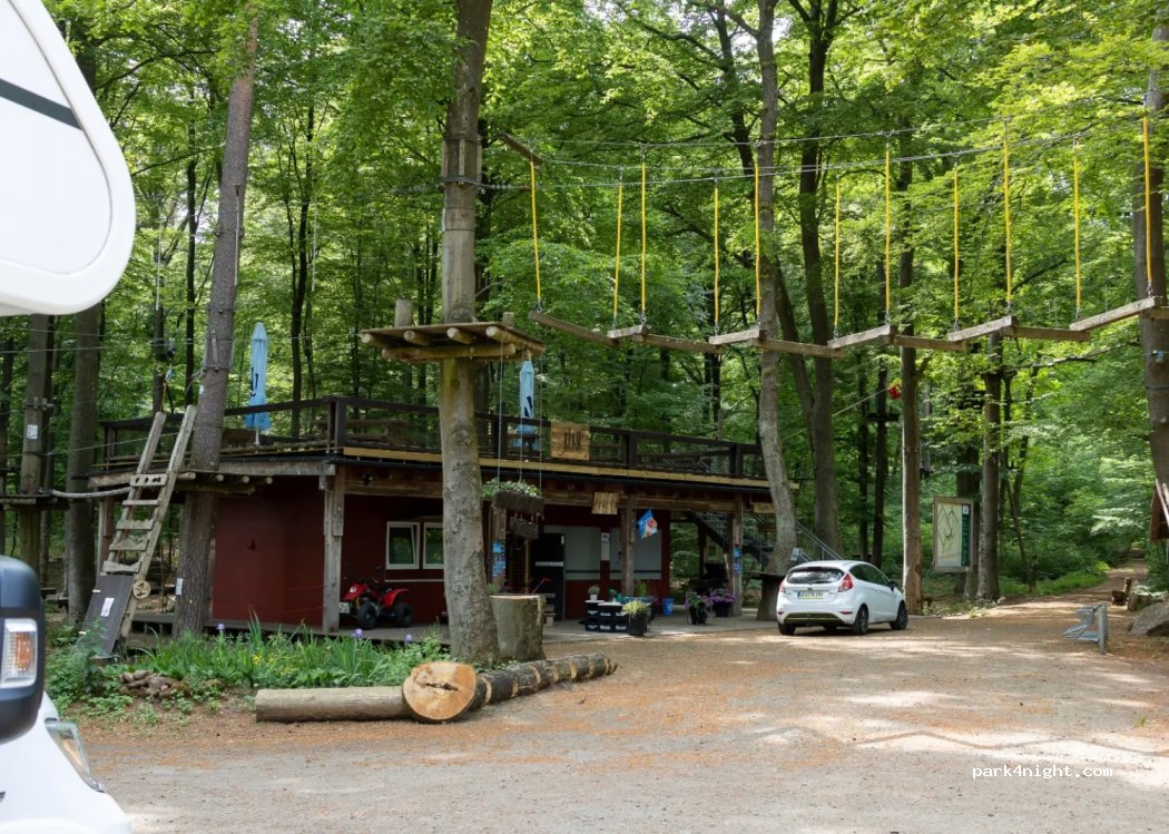 Wohnmobilstellplatz TiLu  Adventure Forest — foto 2