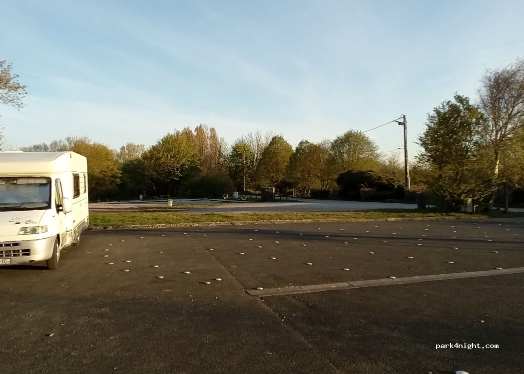 (62152) Nesles - 1 Rue de la Carrière — foto