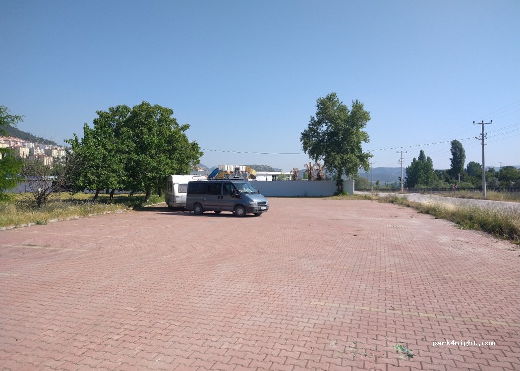 (11000) Mezbaha Yolu Sk - 5 Mezbaha Yolu Sokak — foto 2