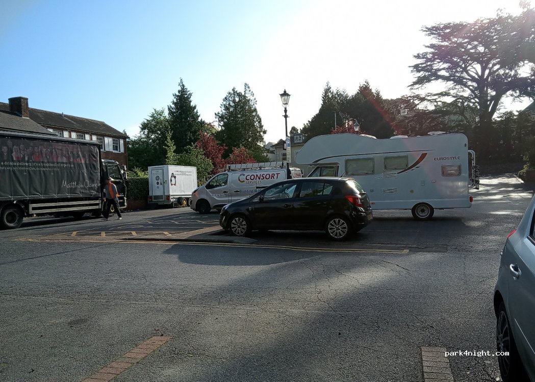 (EX4 4LA) Exeter - B3183 New N Rd — foto