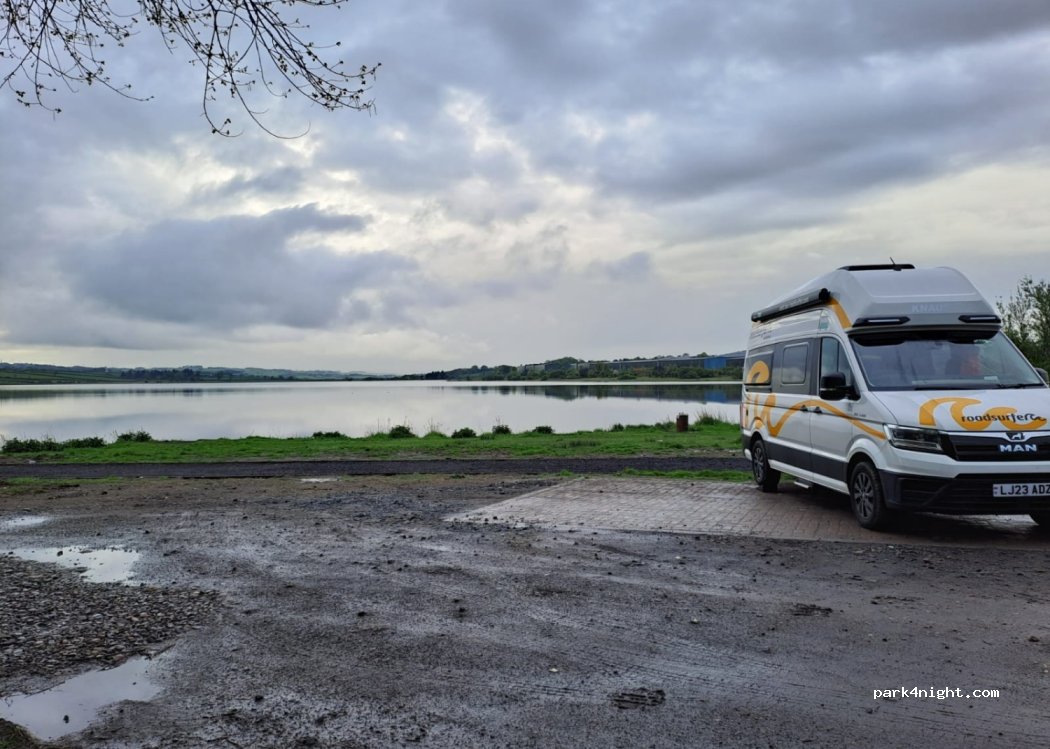 (KA14 3BE) Beith - Unnamed Road — foto