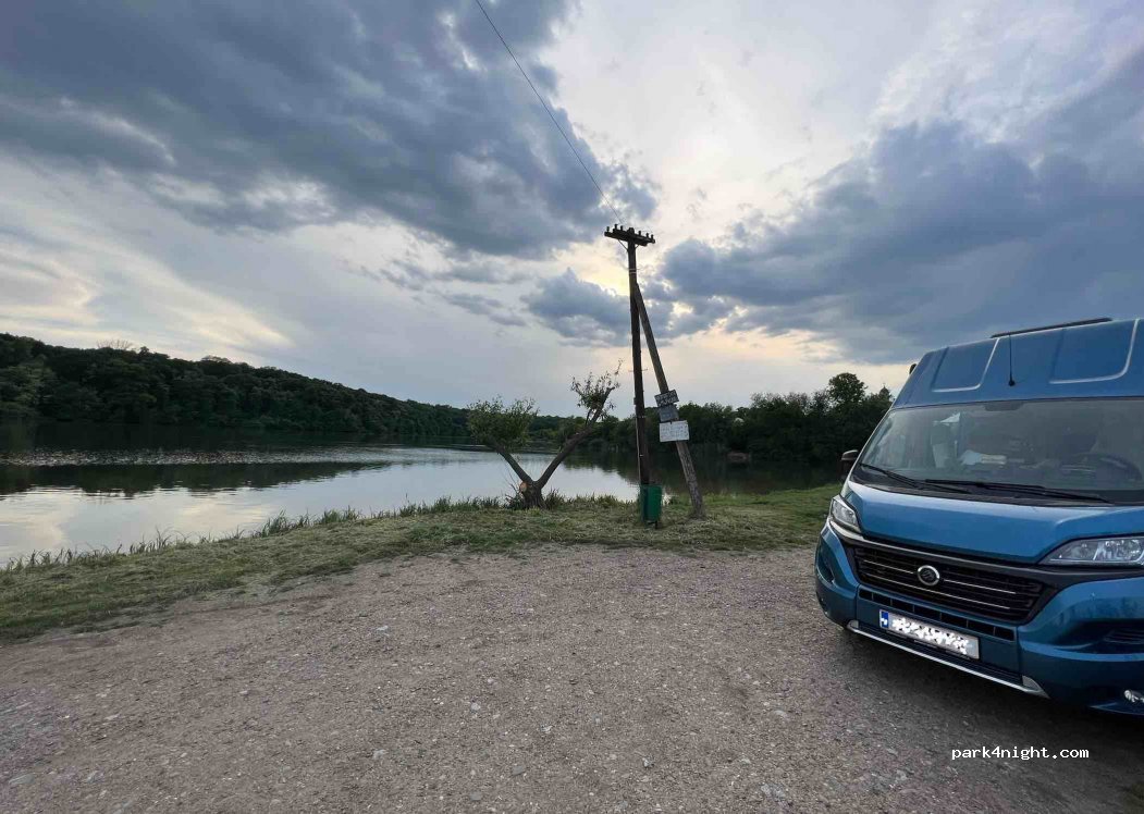 (077145) Pasărea - Unnamed road — foto