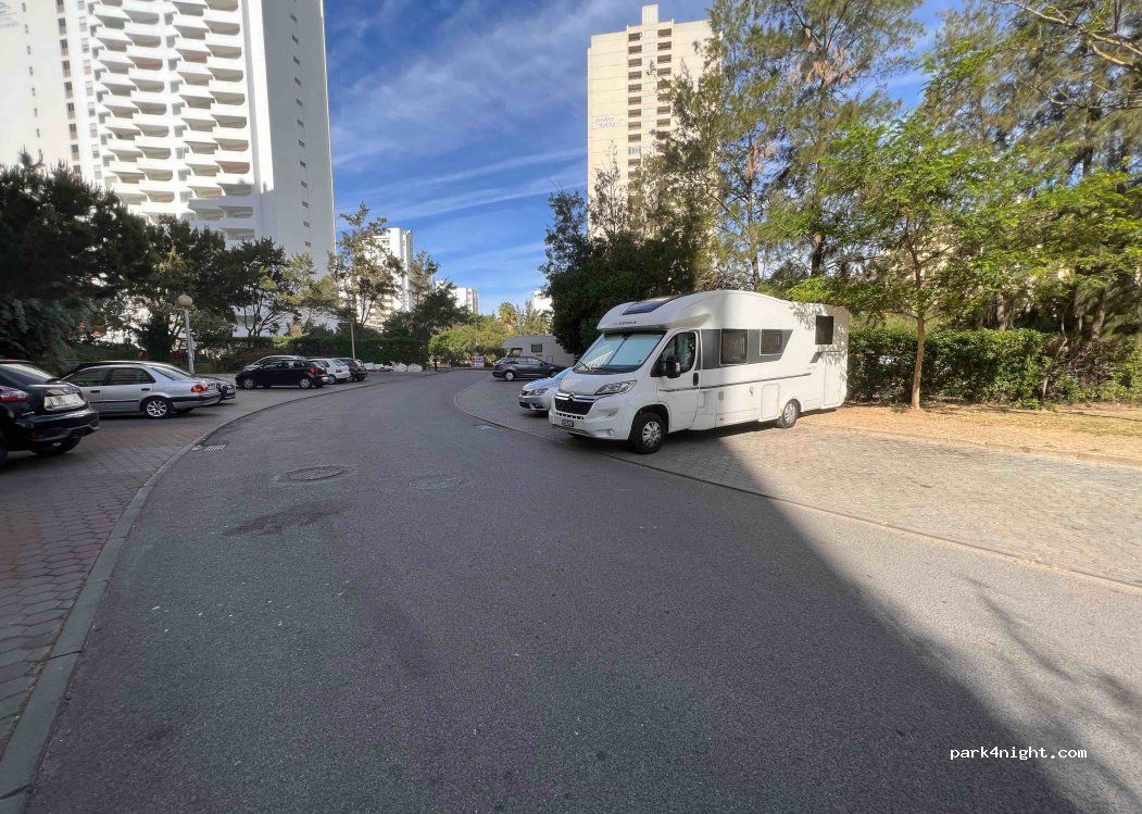 (8500-510) Portimão - 1 Rua da Falésia — foto 2