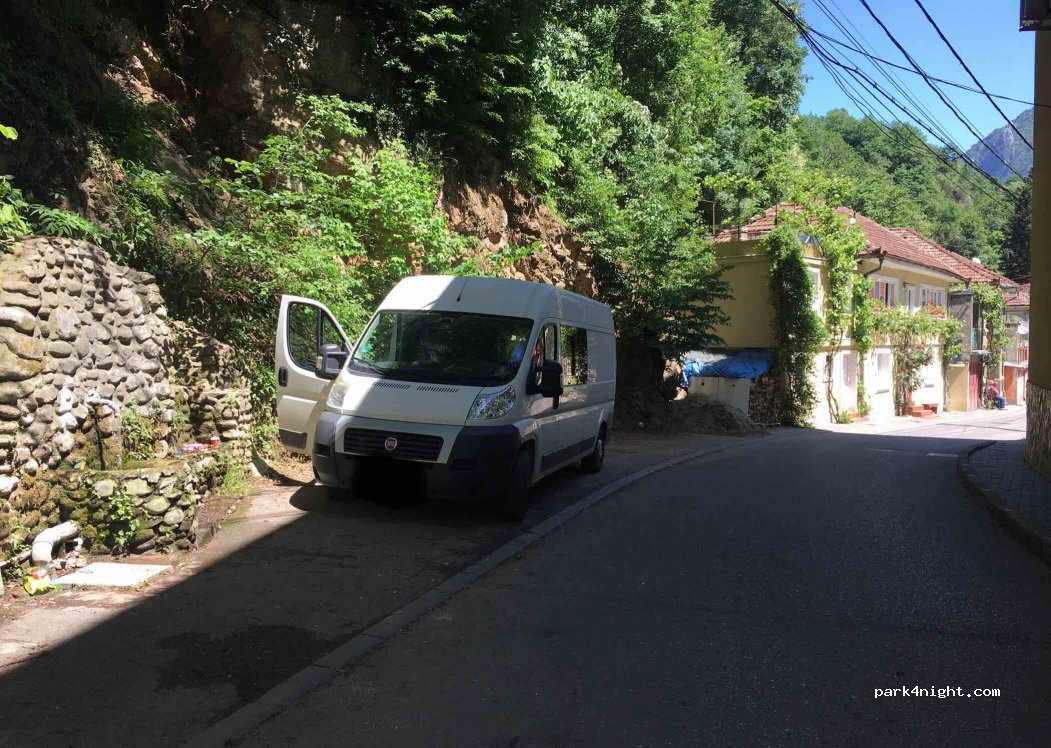 (325200) Băile Herculane - 37 Strada Zăvoiului — foto