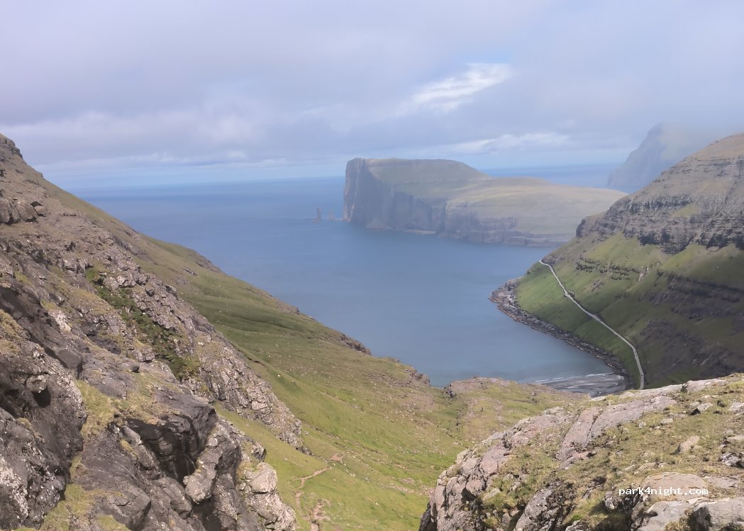 (445) Tjørnuvík - 3 Sandbakkin — foto 3