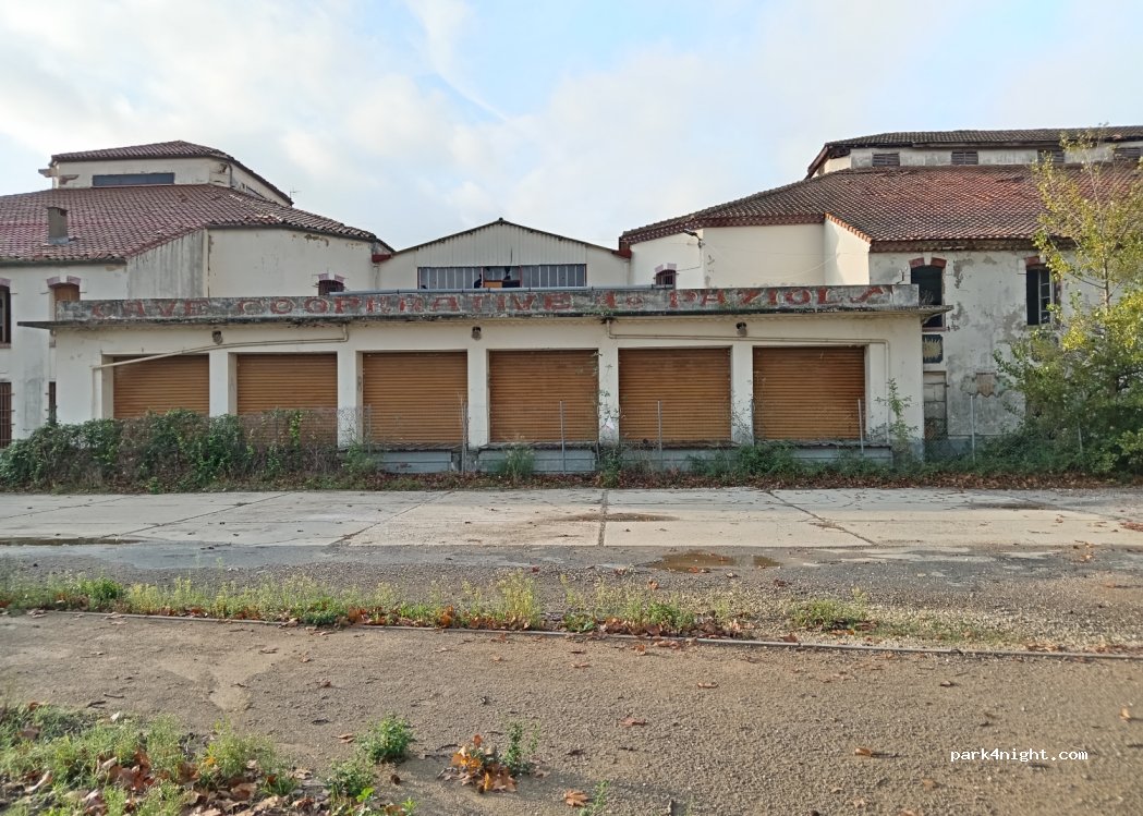 (11350) Paziols - 33 Place Rustique Chaluleau — foto 3