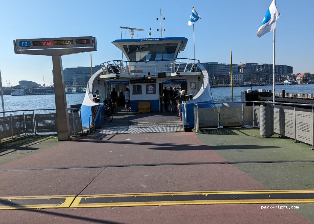 (1021 HR) Amsterdam - 5a Meeuwenlaan — foto