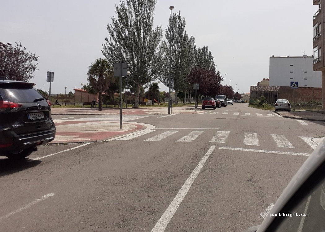 (26250) Santo Domingo de la Calzada - 121 Calle del Doce de Mayo — foto