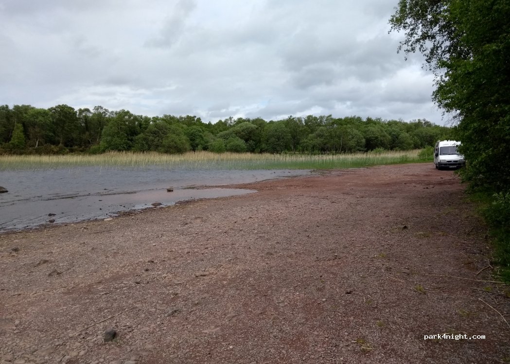 (H91 V302) Lough Cutra - — foto 2