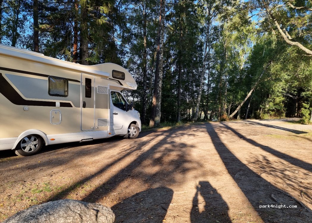 (155 94) Nykvarn - Unnamed Road — foto 2