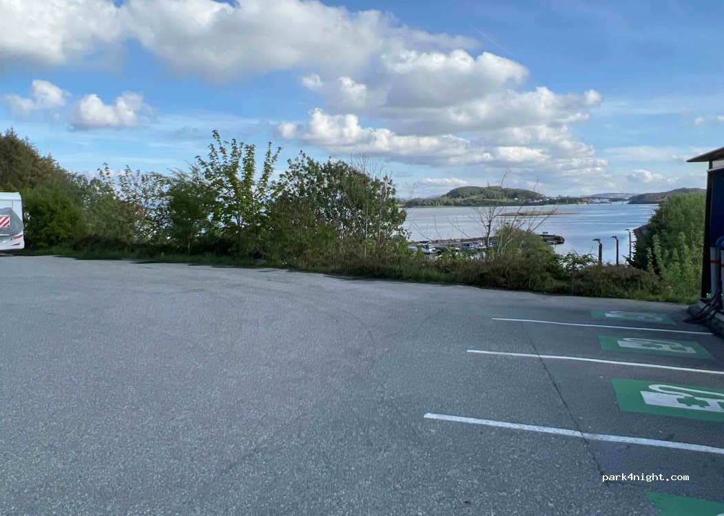 (4156) Rennesøy - 1 Mosterøyveien — foto