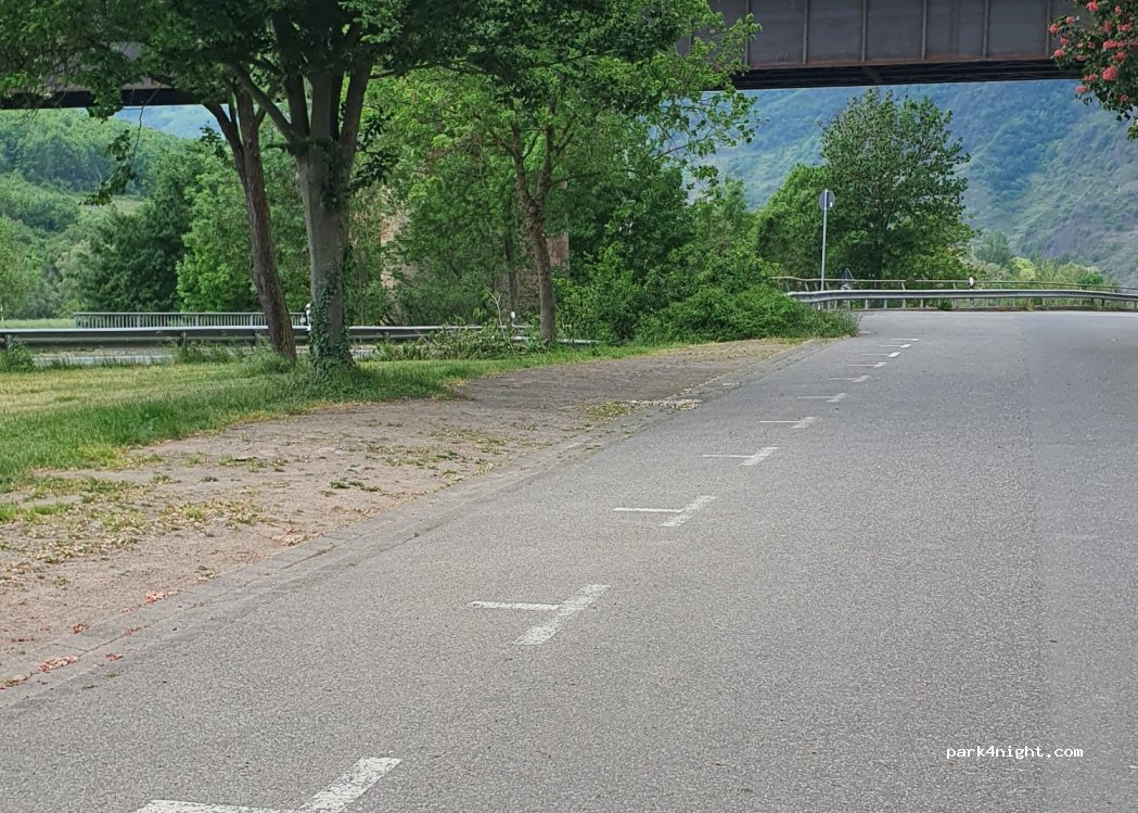 (56814) Ediger-Eller - 88 Moselweinstraße — foto 2