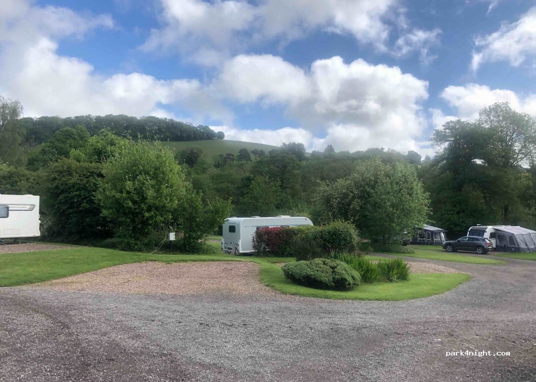 Waterrow Touring Park — foto 3