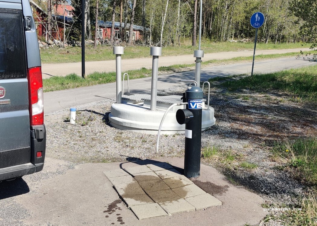 (23500) Uusikaupunki - 221 Hiuntie — foto
