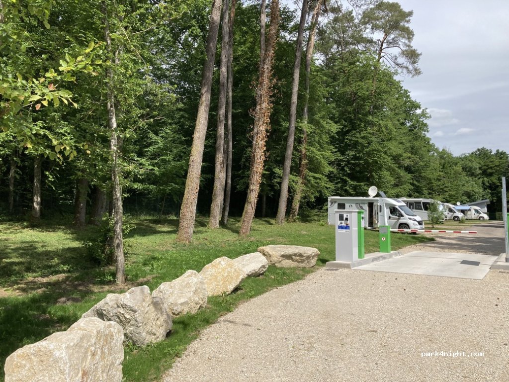 Aire Camping-Car Park Contrexéville — foto