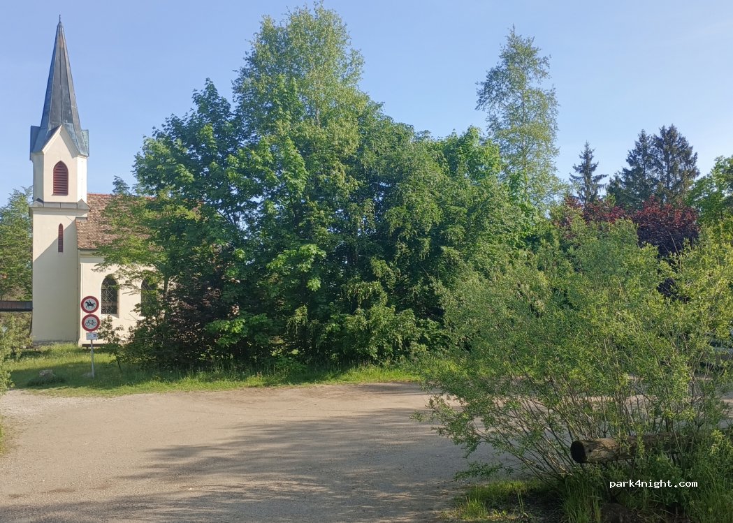 (82407) Wielenbach - Unnamed Road — foto