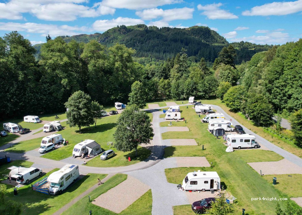 Faskally Caravan Park — foto