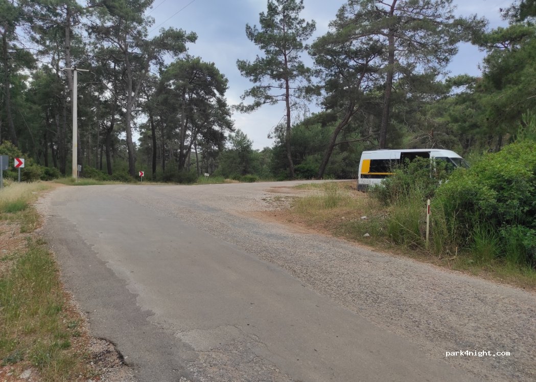 (48300) Muğla - Unnamed Road — foto