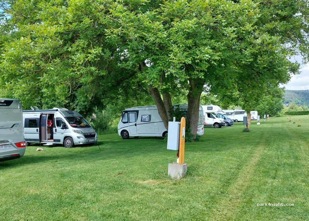 (74865) Neckarzimmern - 1 Wiesenweg — foto