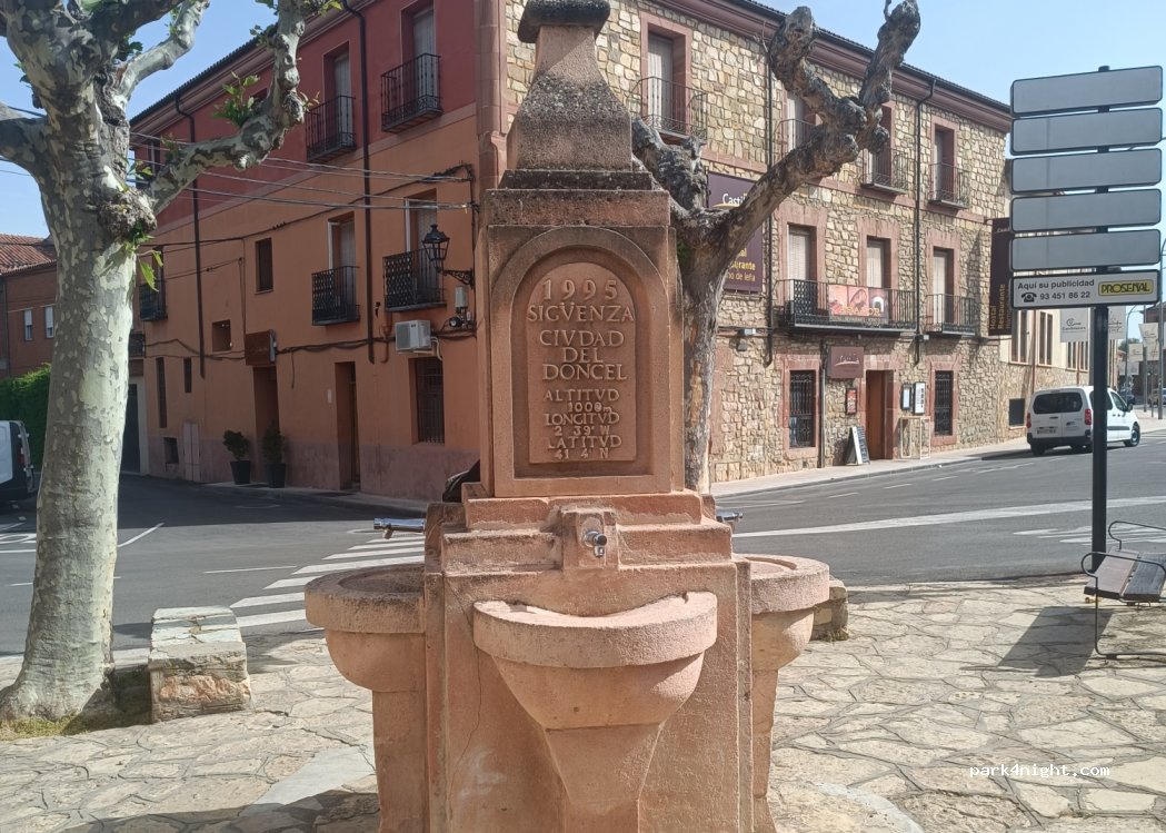 (19250) Sigüenza - 0 Calle de Santa Barbara — foto