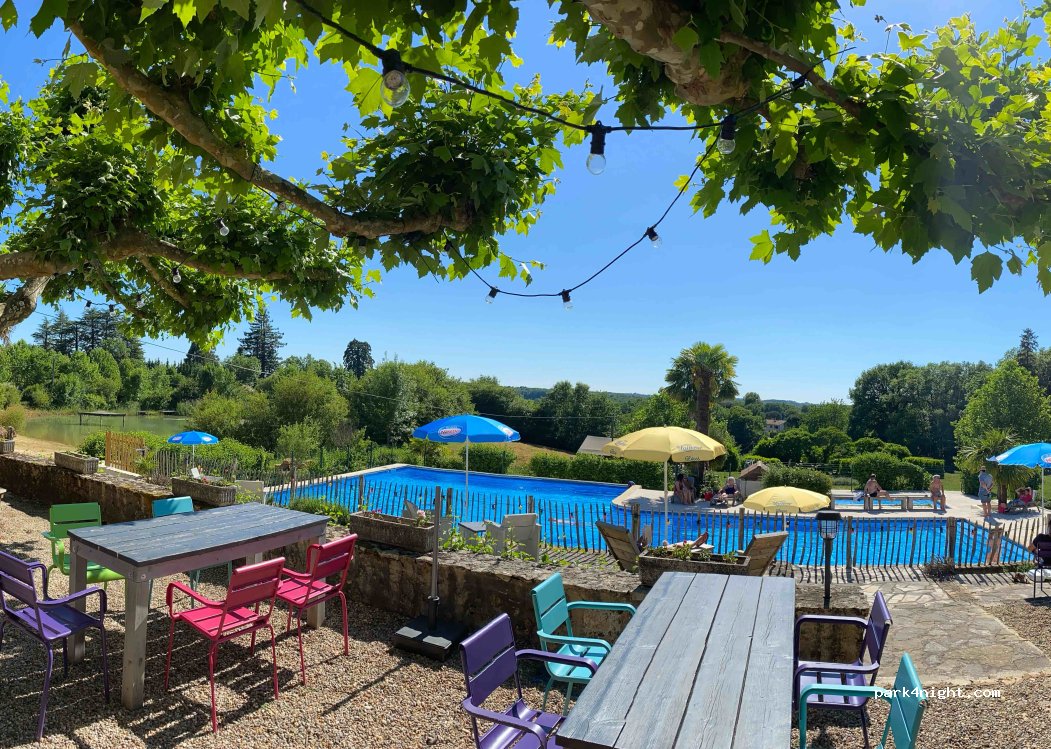 Camping Lestaubière | Camping à Douville en Dordogne — foto 4
