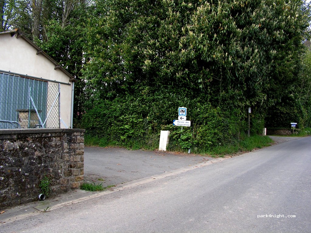 (50320) La Lucerne-d'Outremer - Le Bourg — foto