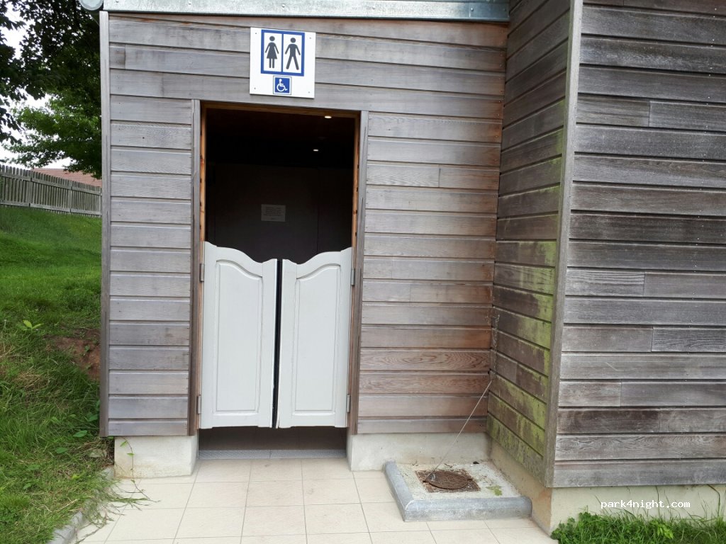 (50320) La Lucerne-d'Outremer - Le Bourg — foto 3
