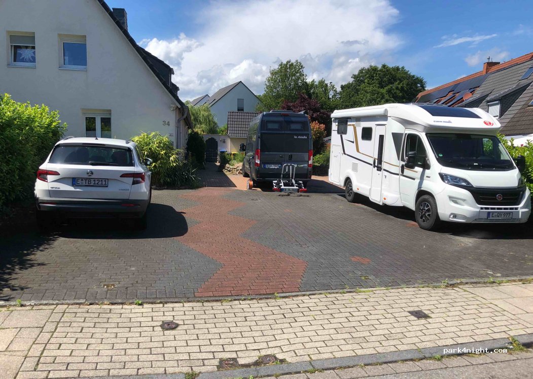 (45327) Essen - 34 Neuhof — foto