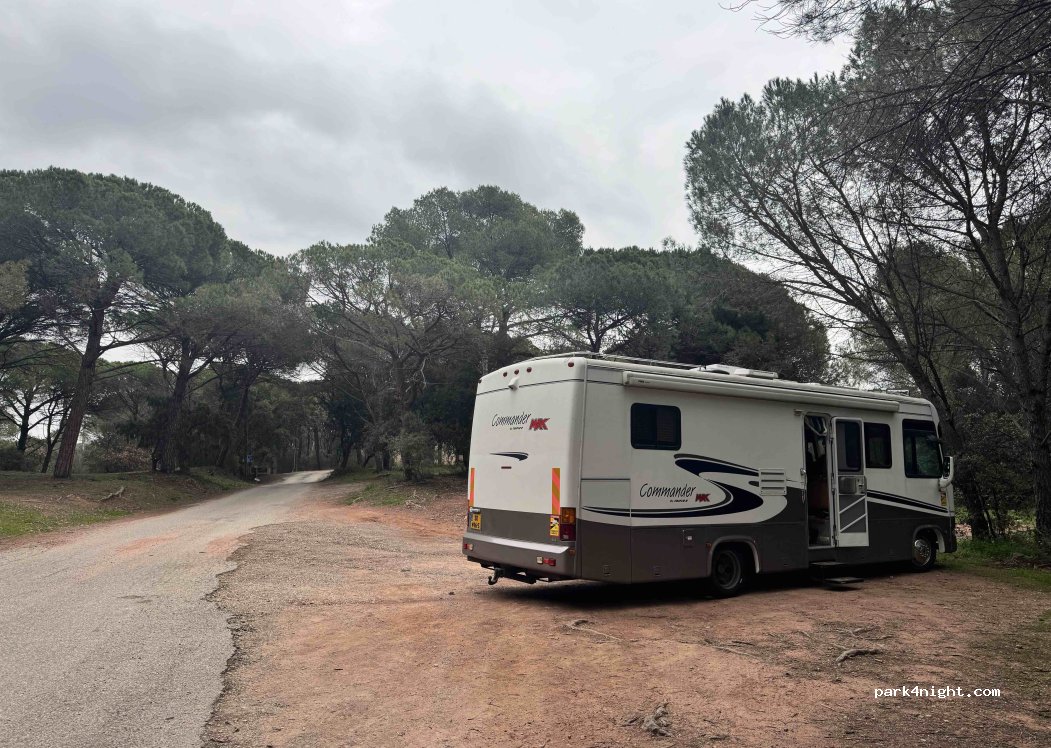 (83480) Puget-sur-Argens - 1639 Boulevard du Général Leclerc — foto 5