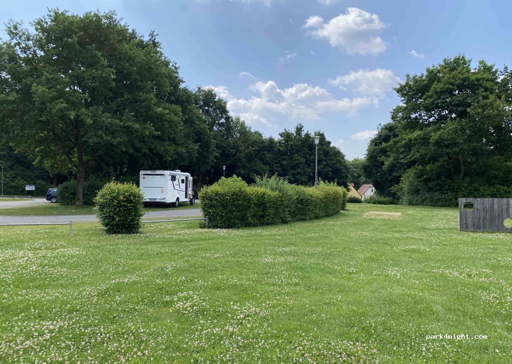 (92660) Neustadt an der Waldnaab - 63 Gramaustraße — foto 2
