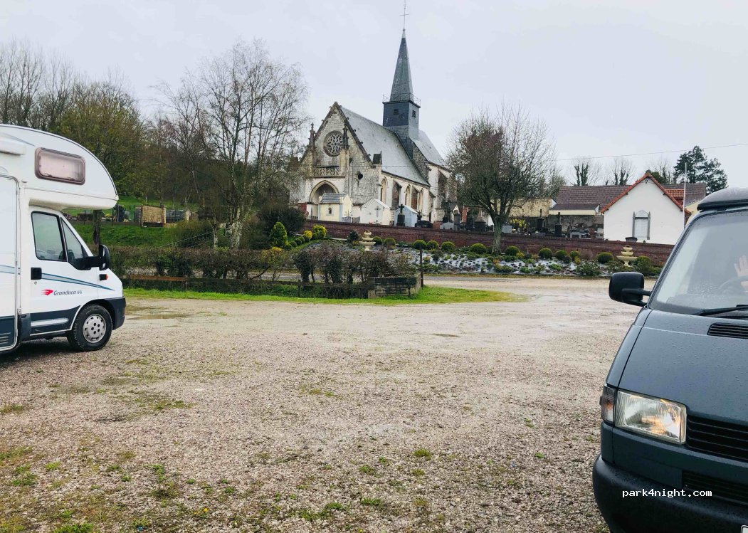 (62170) Écuires - 22 Place de l'Église — foto 2