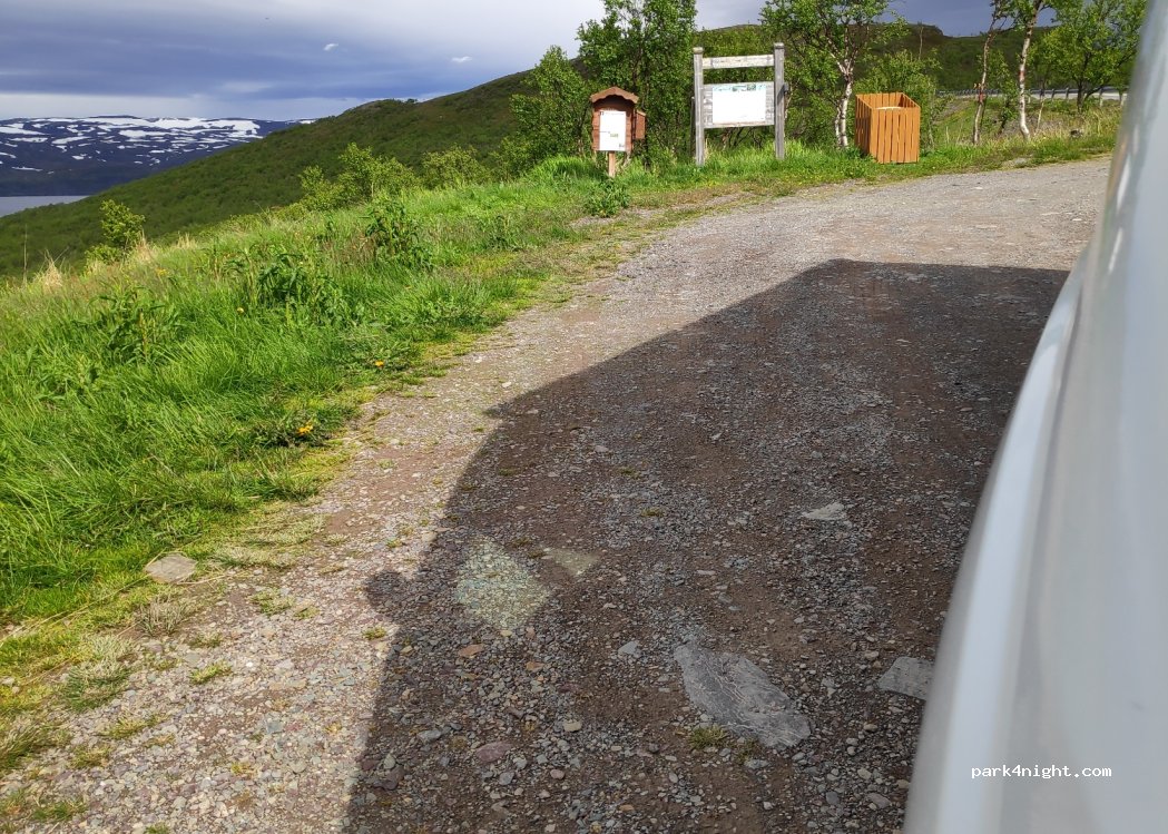 (9845) Tana - Tanafjordveien — foto