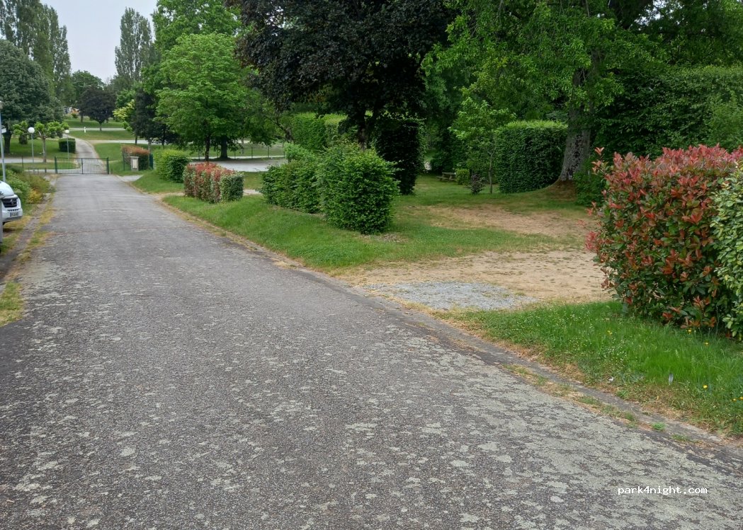 Camping municipal Les Rochettes - Bellac — foto