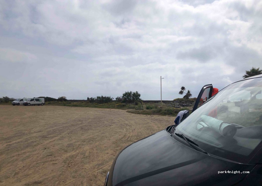 (11430) Gruissan - 61 Avenue des Guillemots — foto
