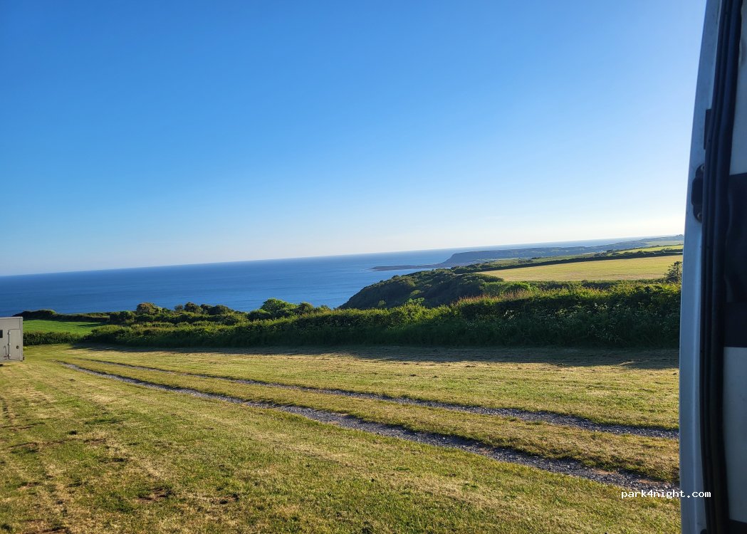 E & J Beynon & Son - Eastern Slade Farm — foto 4