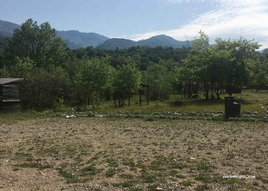 (83GH+F37) Shengjin I Madh - Unnamed Road — foto