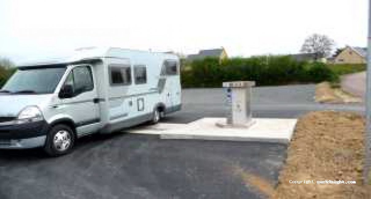 (50570) Marigny - 1 Route de Saint-Sauveur Lendelin — foto