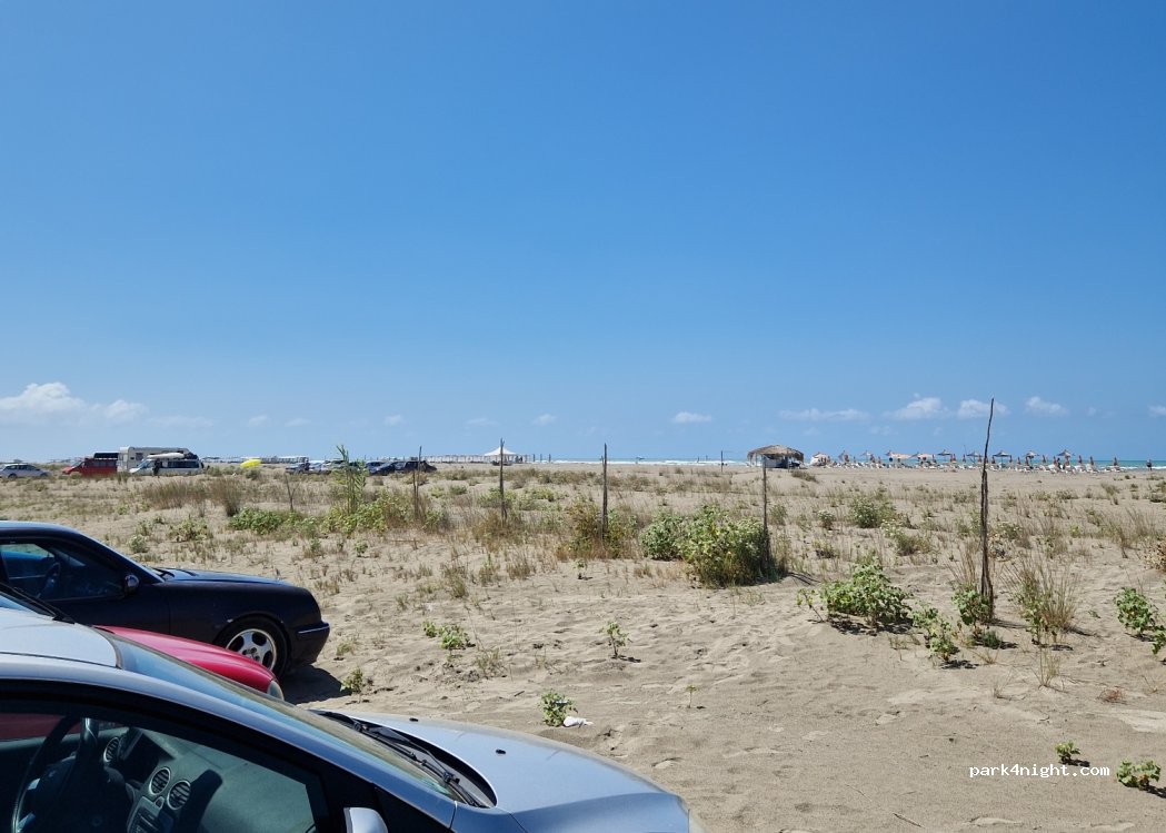 (M8MR+969) Darëzezë e Re - Unnamed Road — foto 3