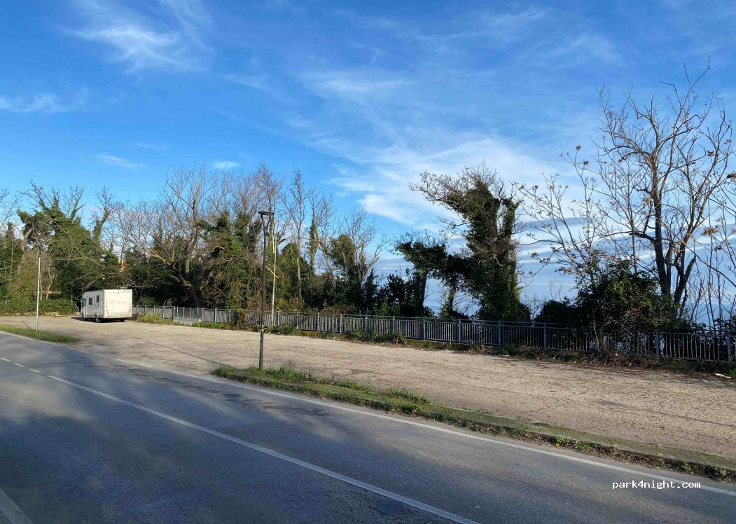 (61122) Pesaro - 116 Strada Panoramica Ardizio — foto 2