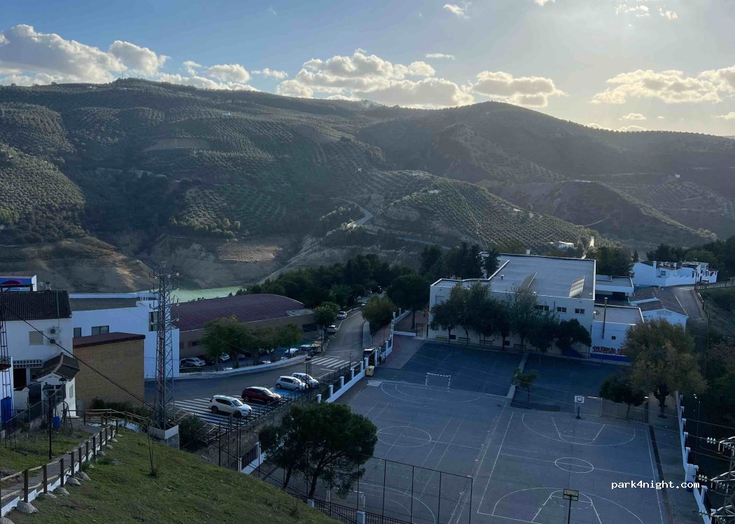 (14970) Iznájar - 20 Calle las Tres Cruces — foto