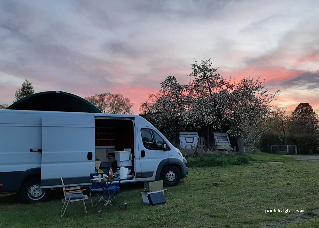 Lama und Kamel Camping — foto 4
